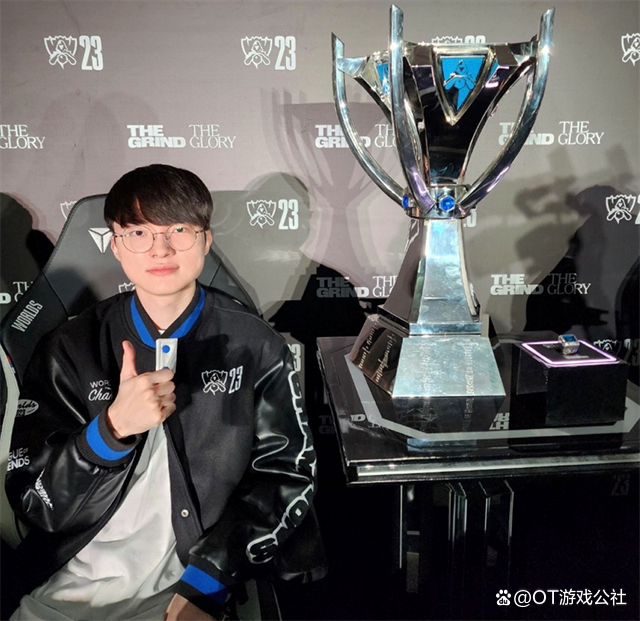 JIUYOU-Faker回归赛场,挺进下一轮首场状态亮眼,巴塞罗那观众沸腾!的简单介绍