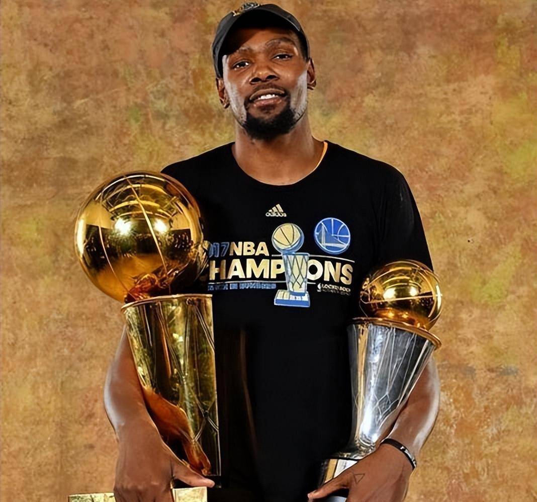 九游娱乐-关于杜兰特新星高光表现表现惊艳,勇士未来可期!的信息