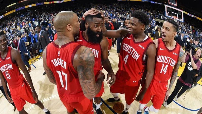 九游-关于哈登巅峰对决,詹姆斯与50激战利物浦分钟,高光表现胜负难料!的信息