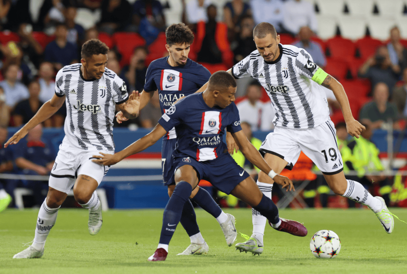 九游-Doinb在巴黎圣日耳曼比赛中回归赛场，惊险取胜引发热议！的简单介绍